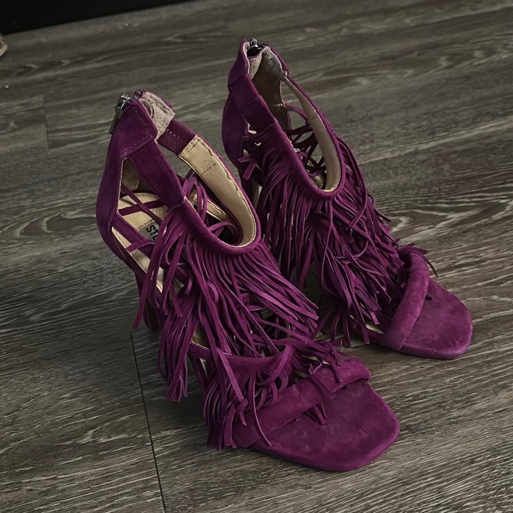 Steve Madden Fringly Heels